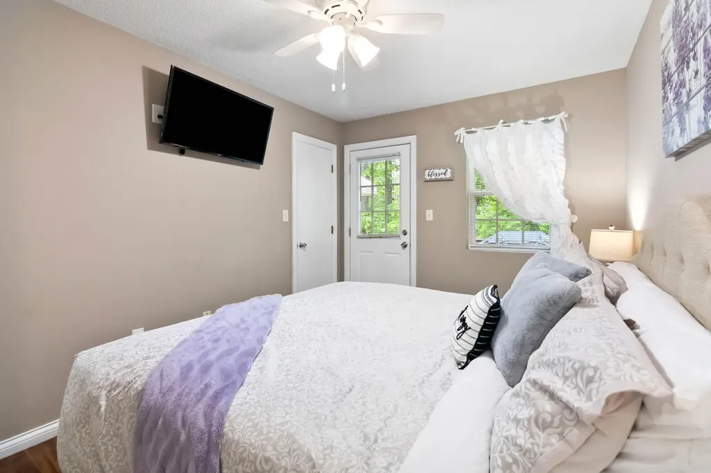 460 Roberts Bend Road Burnside KY 42519