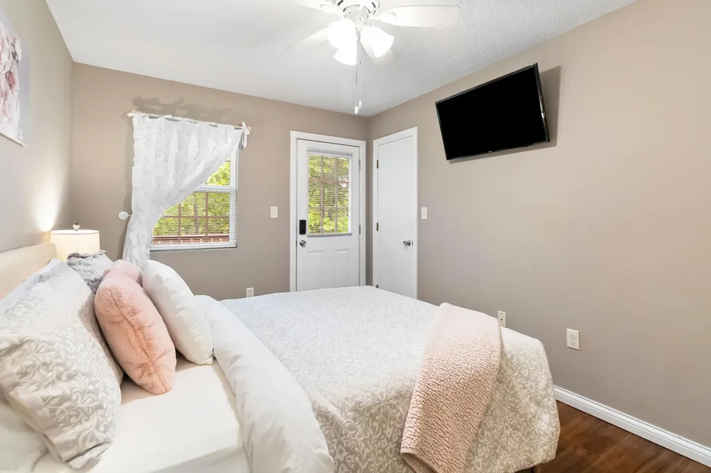 460 Roberts Bend Road Burnside KY 42519