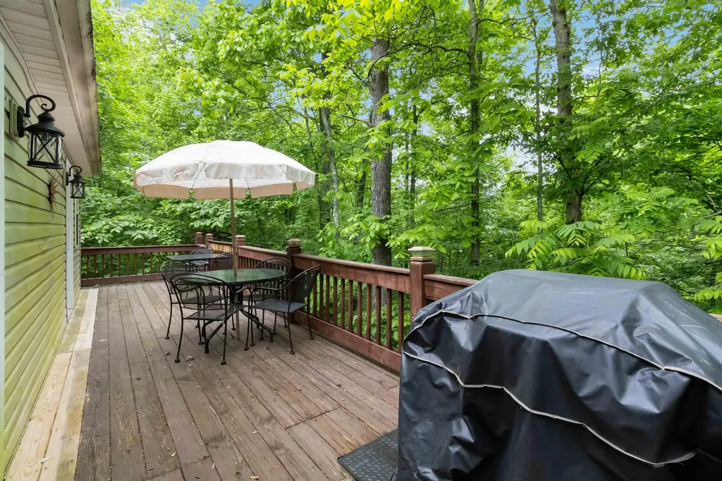 460 Roberts Bend Road Burnside KY 42519