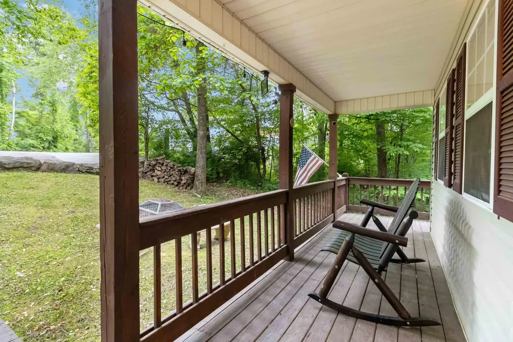 460 Roberts Bend Road Burnside KY 42519