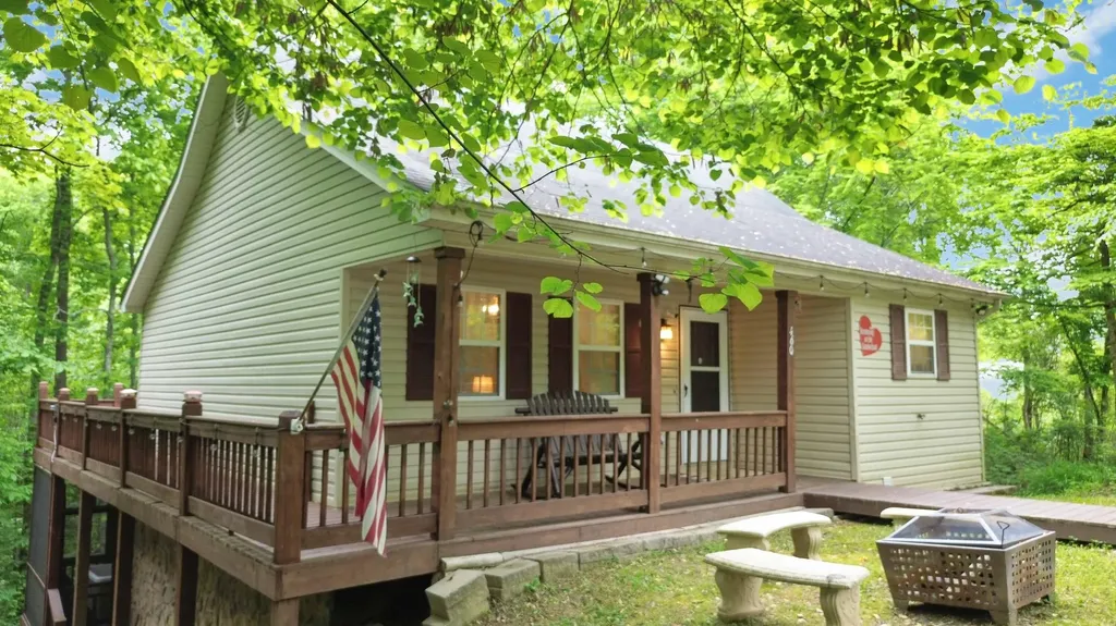 460 Roberts Bend Road Burnside KY 42519