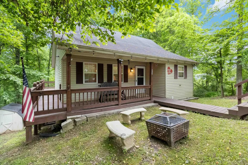 460 Roberts Bend Road Burnside KY 42519