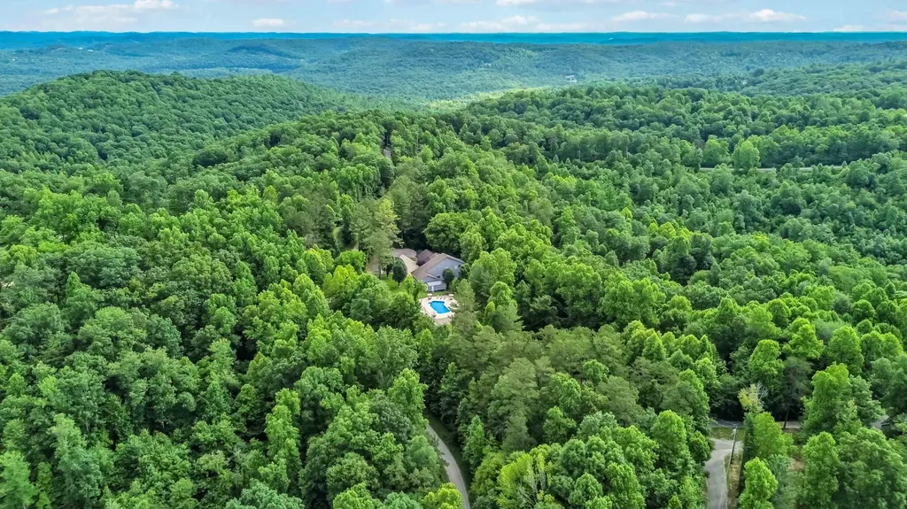 460 Roberts Bend Road Burnside KY 42519