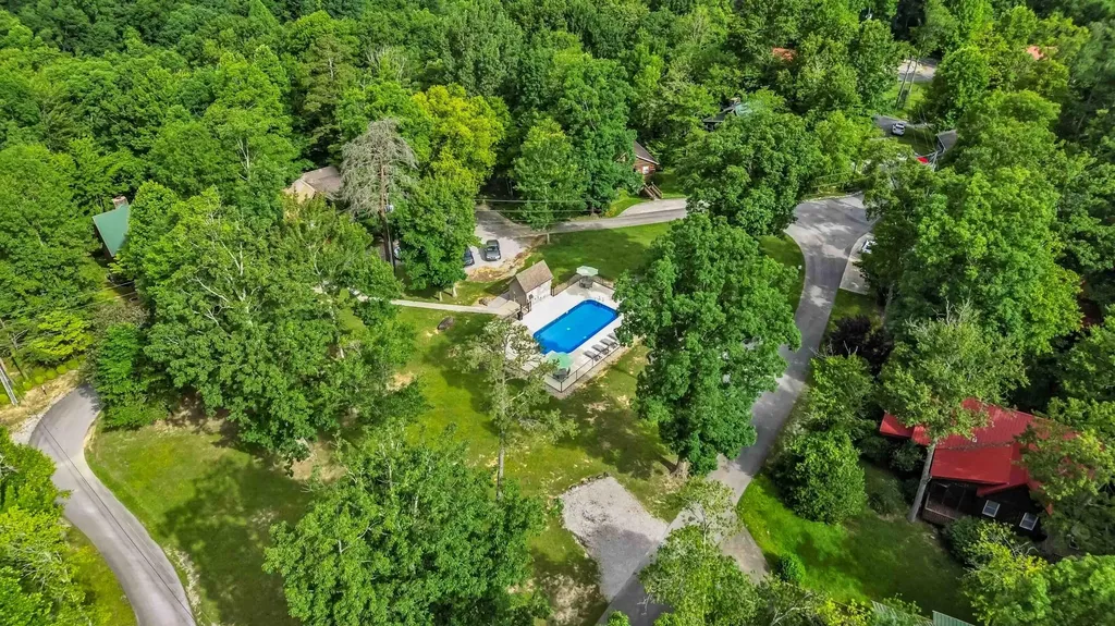 460 Roberts Bend Road Burnside KY 42519