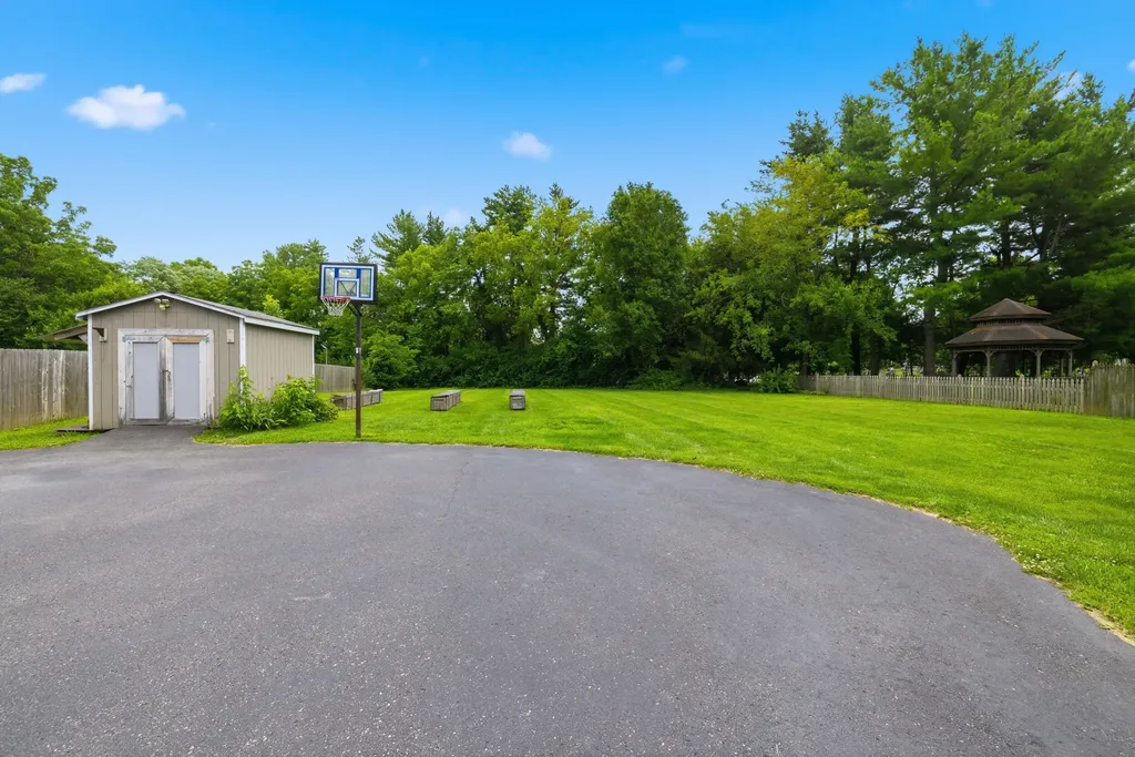 616 N 3rd Street Danville KY 40422