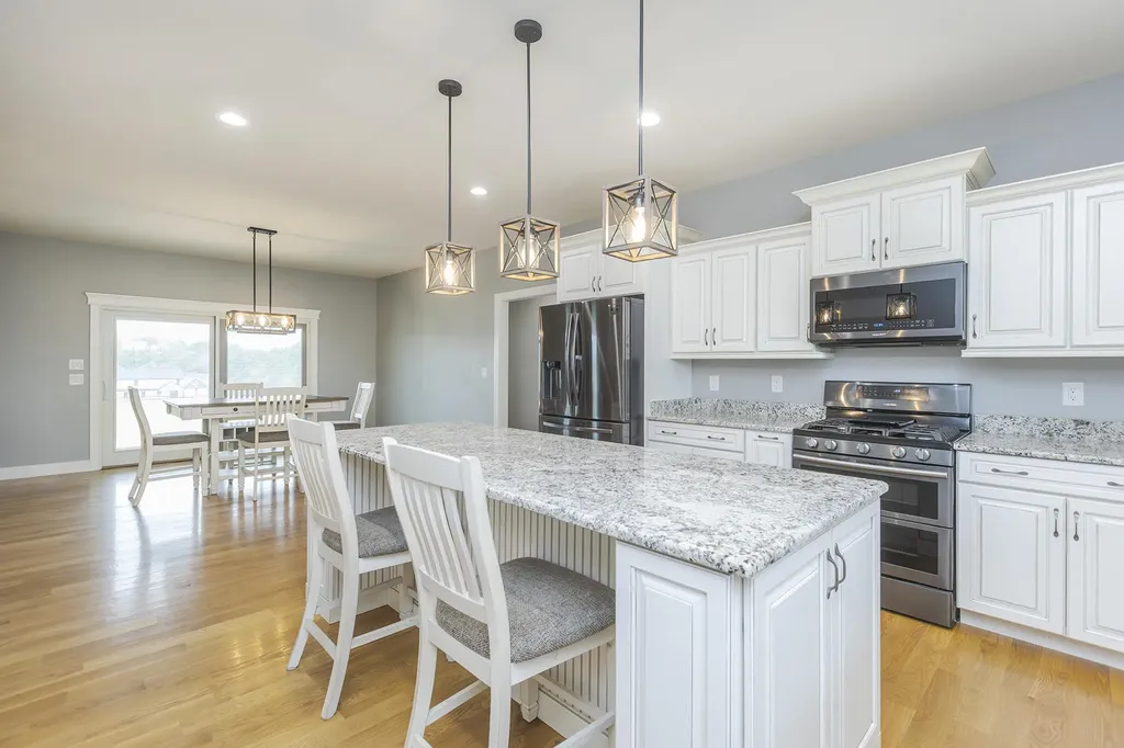 1053 English Garden Lawrenceburg KY 40342