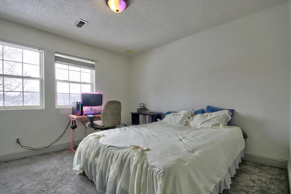 604 Valley Court London KY 40741