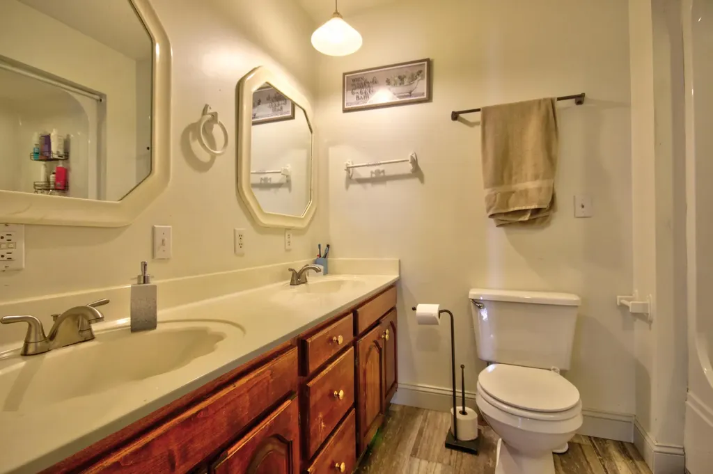 604 Valley Court London KY 40741