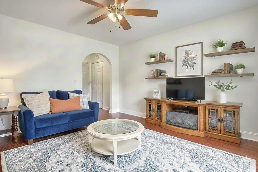 604 Valley Court London KY 40741