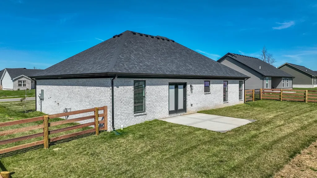 203 Navajo Drive Richmond KY 40475