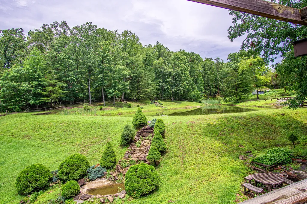 935 Whippoorwill Road Corbin KY 40701