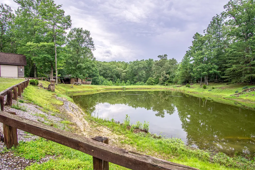 935 Whippoorwill Road Corbin KY 40701
