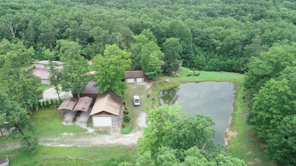 935 Whippoorwill Road Corbin KY 40701