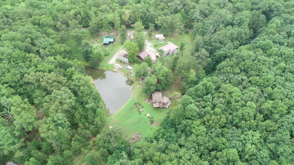 935 Whippoorwill Road Corbin KY 40701