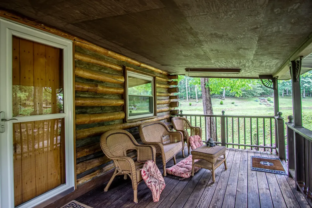 935 Whippoorwill Road Corbin KY 40701