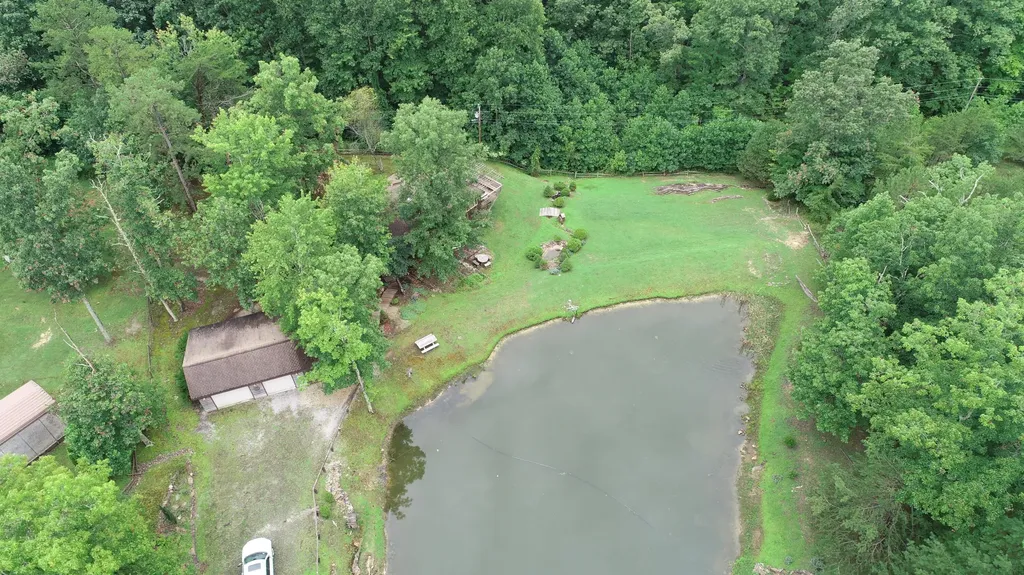 935 Whippoorwill Road Corbin KY 40701