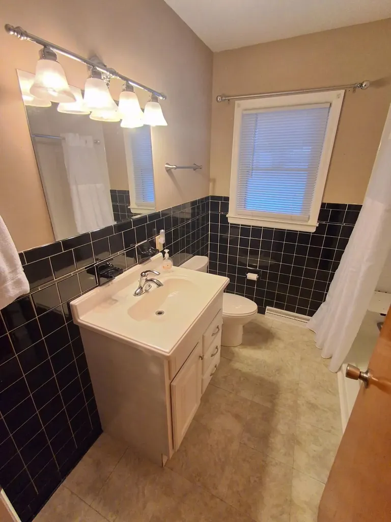 1091 Collins Lane Frankfort KY 40601