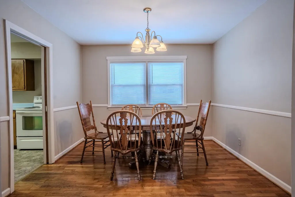 1091 Collins Lane Frankfort KY 40601