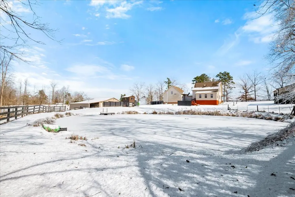 551 Rogers Road Corbin KY 40701