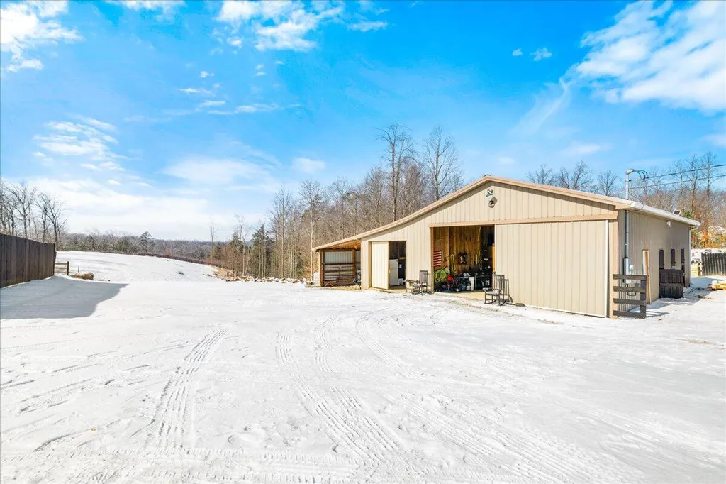551 Rogers Road Corbin KY 40701