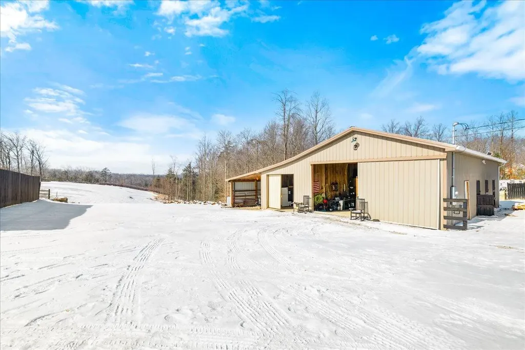 551 Rogers Road Corbin KY 40701