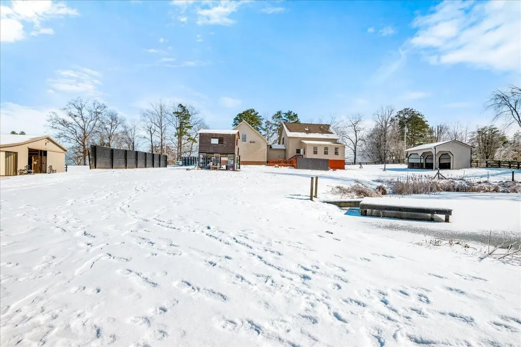 551 Rogers Road Corbin KY 40701