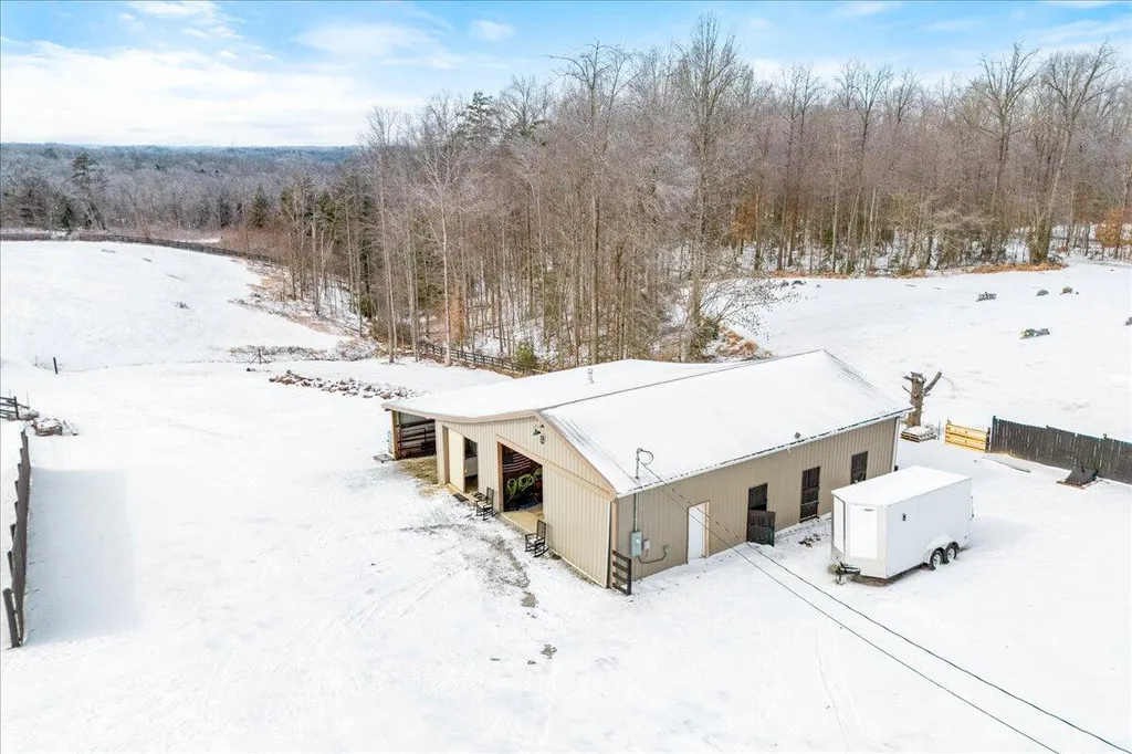 551 Rogers Road Corbin KY 40701
