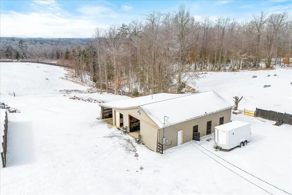 551 Rogers Road Corbin KY 40701