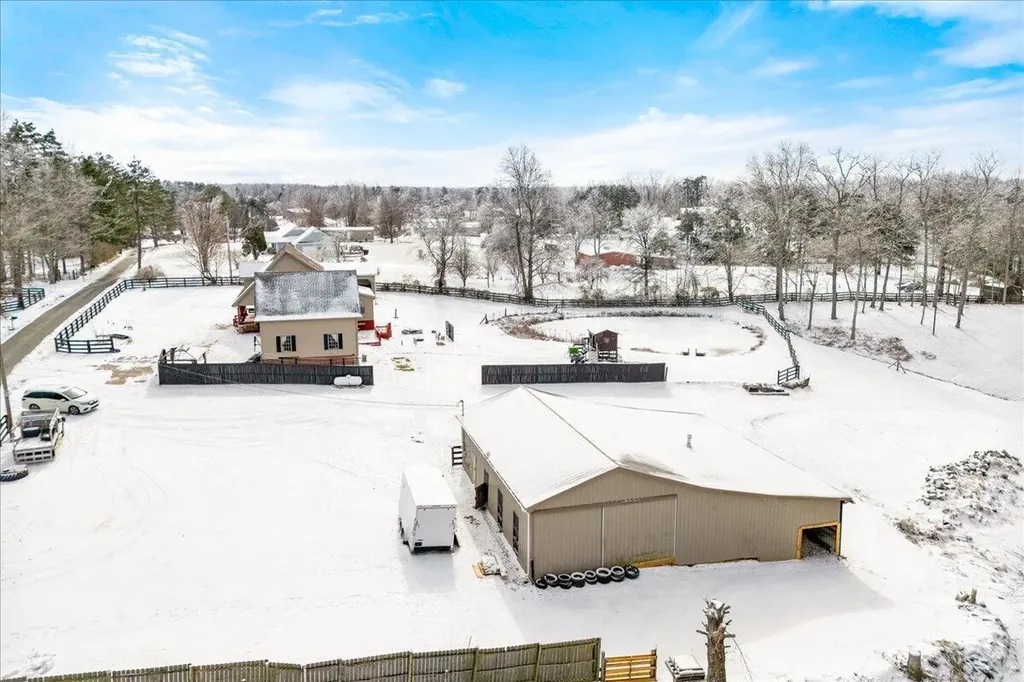 551 Rogers Road Corbin KY 40701