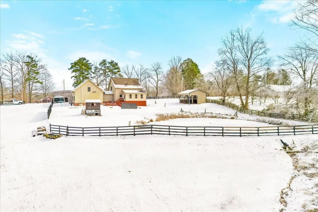 551 Rogers Road Corbin KY 40701