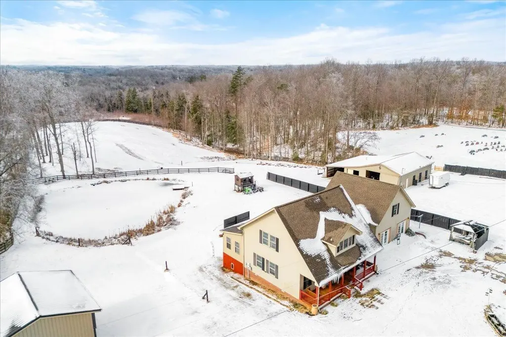 551 Rogers Road Corbin KY 40701