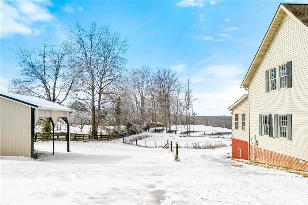 551 Rogers Road Corbin KY 40701