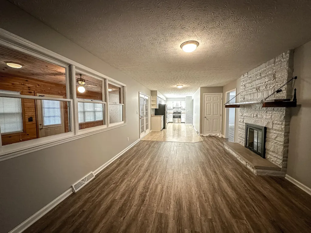 945 Ridgewood Road London KY 40741