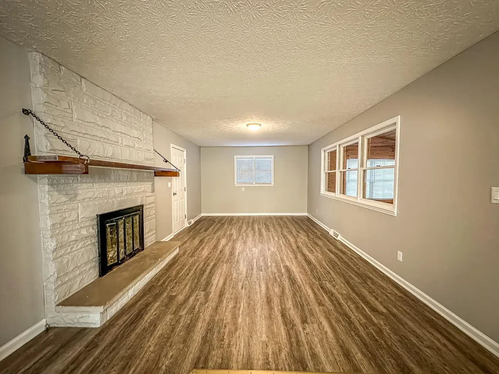 945 Ridgewood Road London KY 40741