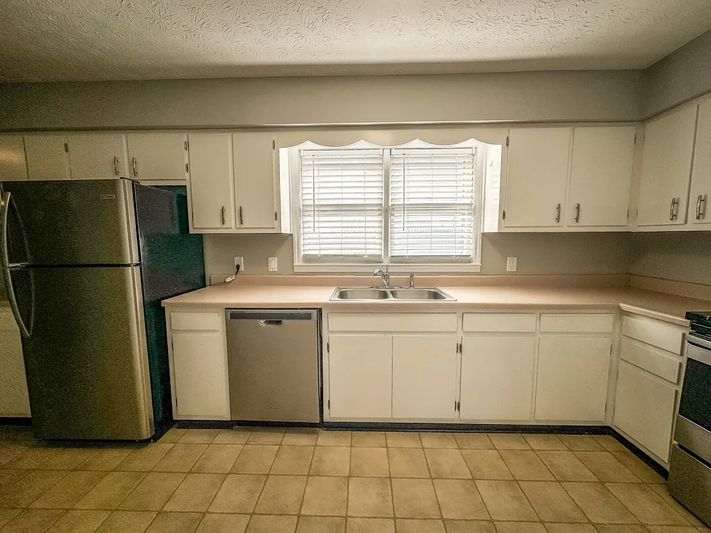 945 Ridgewood Road London KY 40741