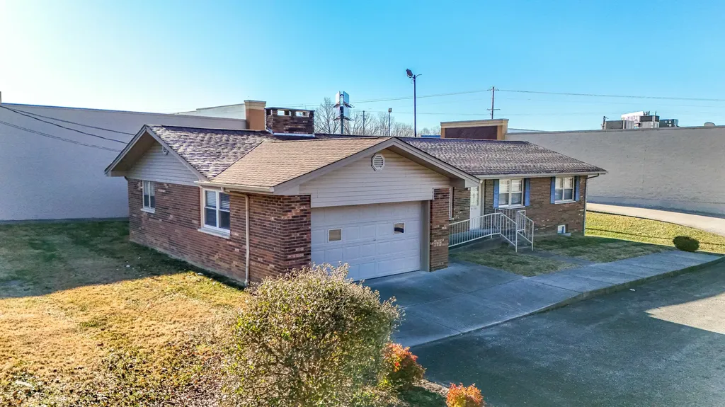 945 Ridgewood Road London KY 40741