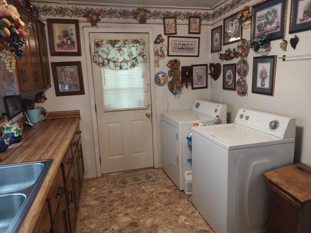 23 Pokeberry Lane Mt Vernon KY 40456