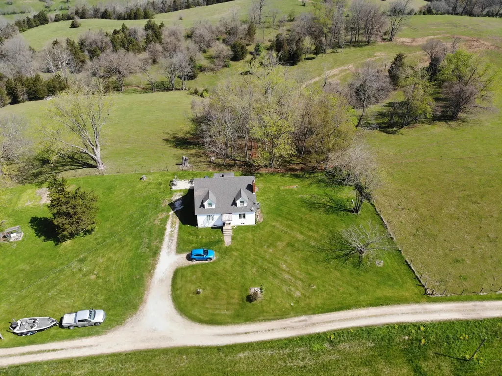 1350 Perry Pike Mt Sterling KY 40353