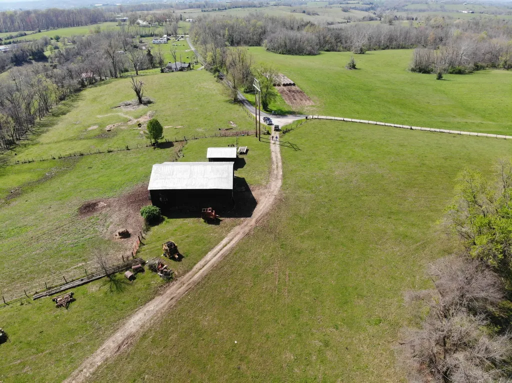 1350 Perry Pike Mt Sterling KY 40353