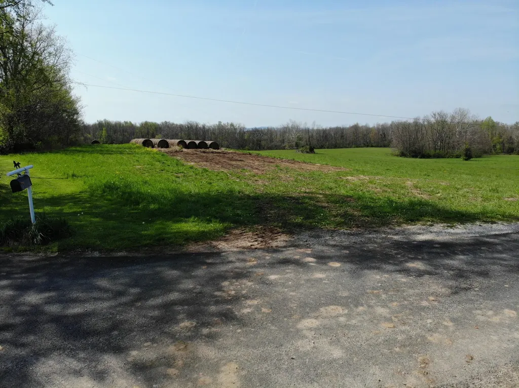 1350 Perry Pike Mt Sterling KY 40353