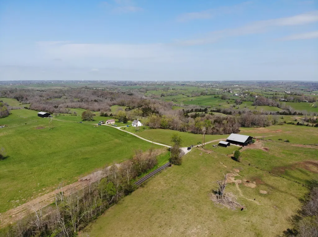 1350 Perry Pike Mt Sterling KY 40353