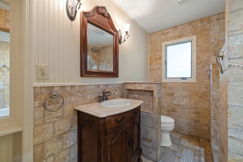 1025 Woodspoint Drive Lawrenceburg KY 40342