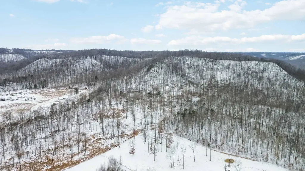 4430 Pine Grove Road Crab Orchard KY 40419