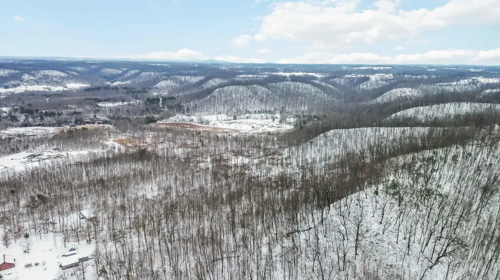 4430 Pine Grove Road Crab Orchard KY 40419