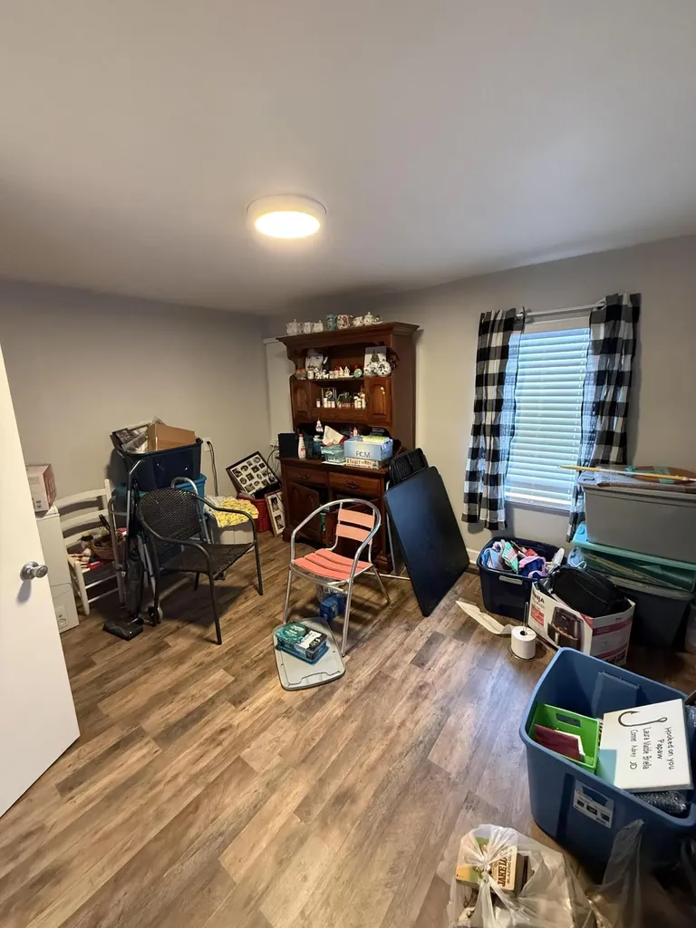 1356 W Pine Hill Road London KY 40744
