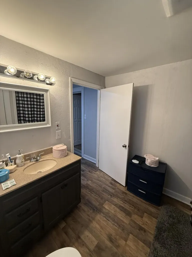 1356 W Pine Hill Road London KY 40744