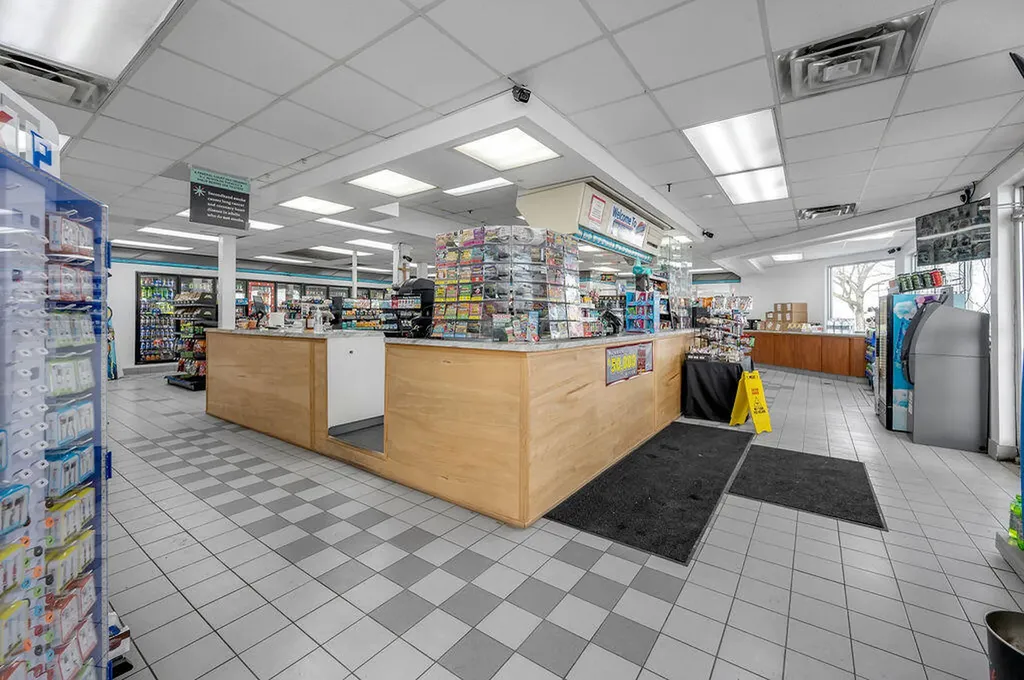 1003 Elizabeth Street Nicholasville KY 40356