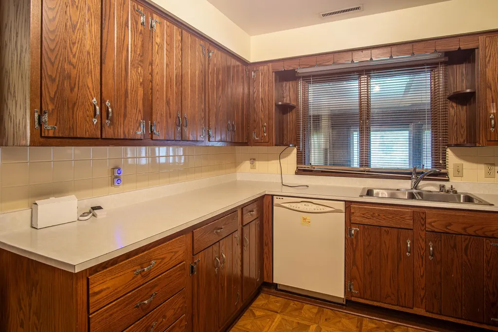 98 E Wyrick Street Corbin KY 40701