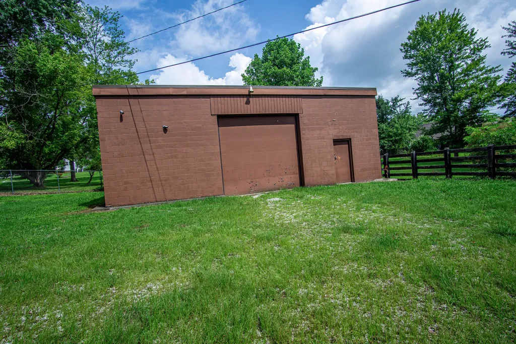 98 E Wyrick Street Corbin KY 40701