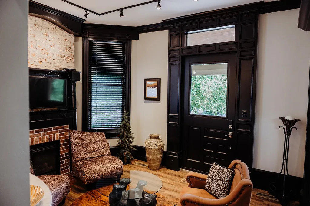 275 S Limestone Lexington KY 40508
